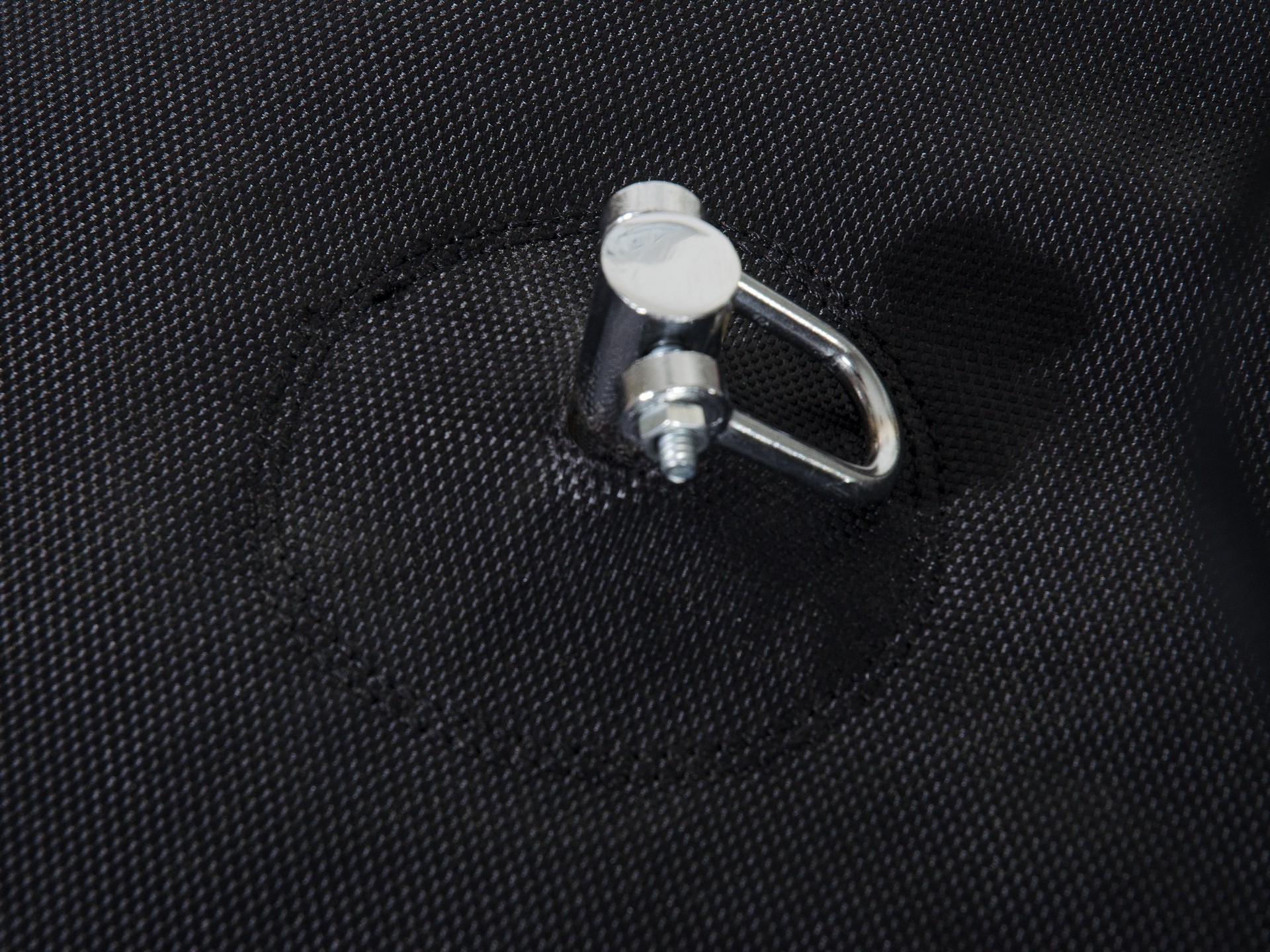 Ancoraggio di terra per punching ball, reaction ball